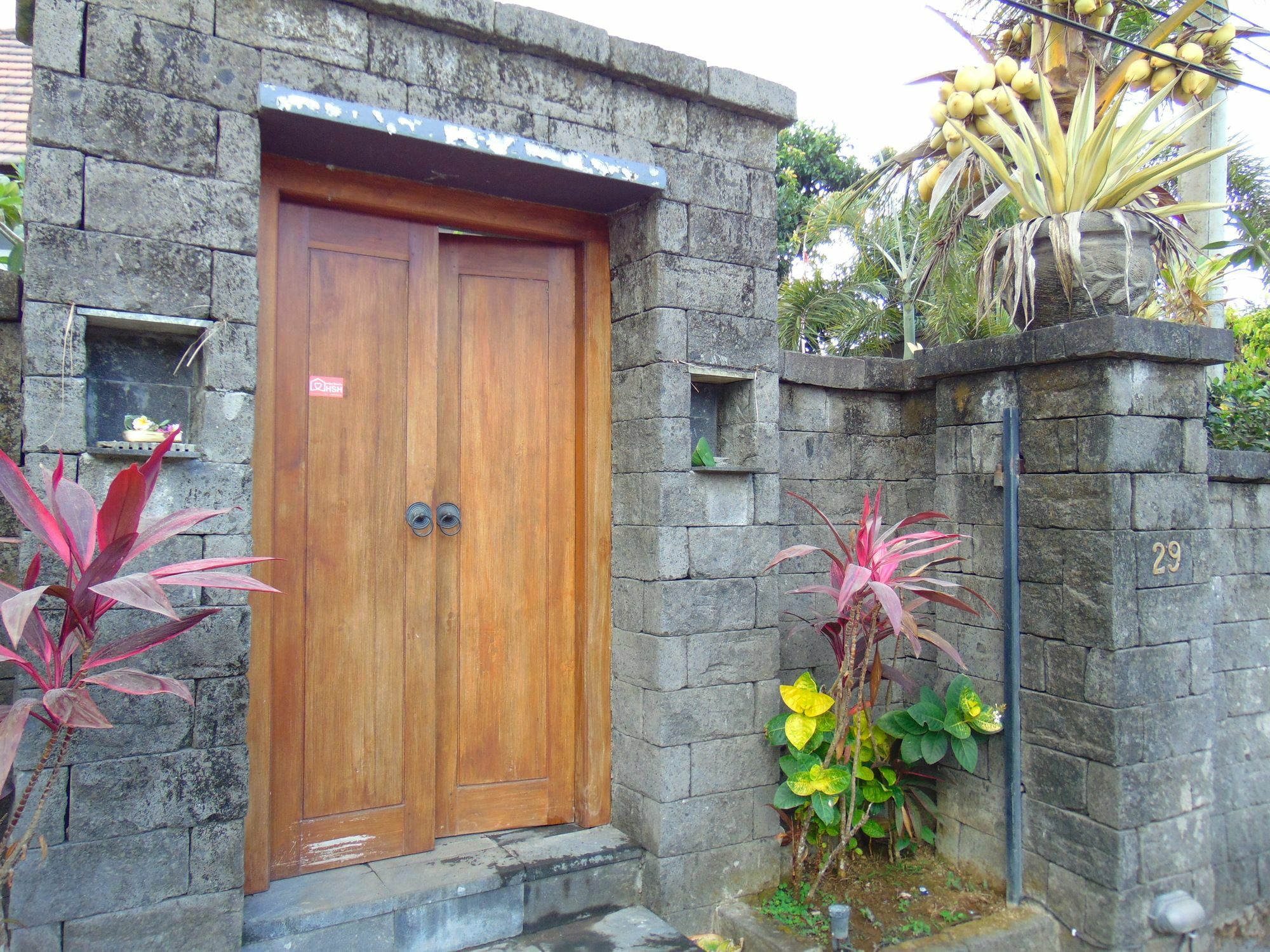 Baik Baik Homestay Pecatu Exterior foto
